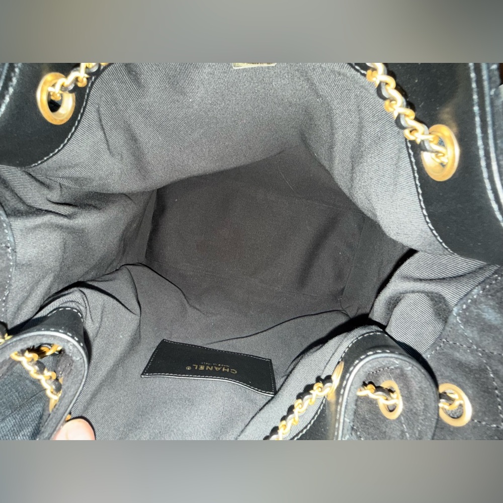Chanel 25 Hobo Bag Medium Black Suede - Picture 16 of 16